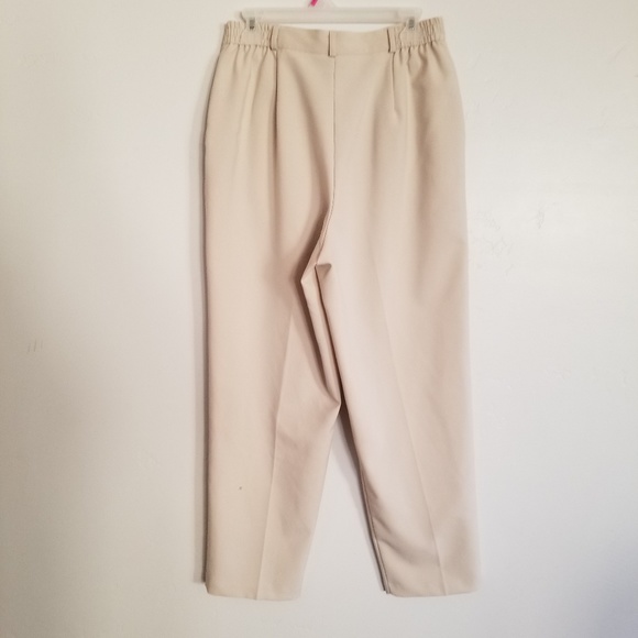 SALE! Briggs New York Cream Dress Pants - Picture 2 of 3